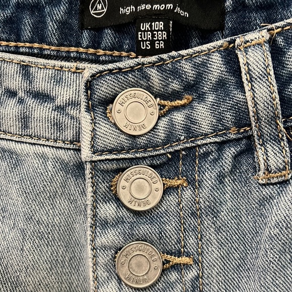 Misguided Riot Mum Hi Rise Button Fly Jeans Size 6 - Picture 4 of 8
